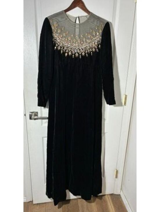 Dresses & Skirts - Vintage 1960's Elinor Simmons for Malcom Starr black velvet beaded evening gown